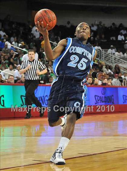 Thumbnail 2 in Compton vs. Lincoln (CIF SoCal D2 Final) photogallery.