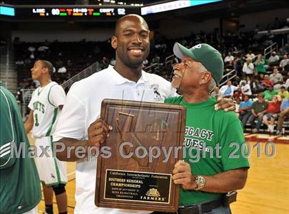 Thumbnail 1 in Compton vs. Lincoln (CIF SoCal D2 Final) photogallery.