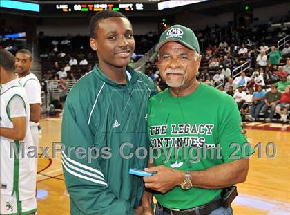 Thumbnail 1 in Compton vs. Lincoln (CIF SoCal D2 Final) photogallery.