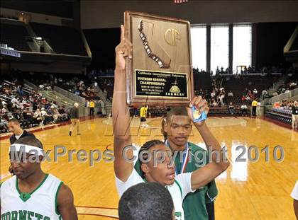 Thumbnail 1 in Compton vs. Lincoln (CIF SoCal D2 Final) photogallery.