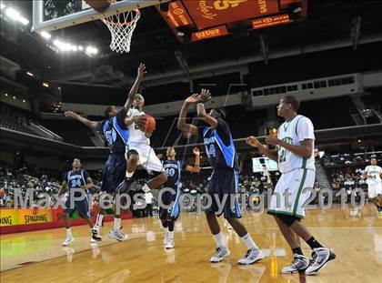 Thumbnail 3 in Compton vs. Lincoln (CIF SoCal D2 Final) photogallery.