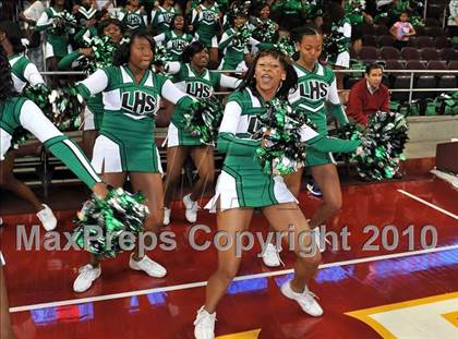 Thumbnail 2 in Compton vs. Lincoln (CIF SoCal D2 Final) photogallery.