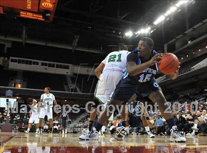 Thumbnail 2 in Compton vs. Lincoln (CIF SoCal D2 Final) photogallery.
