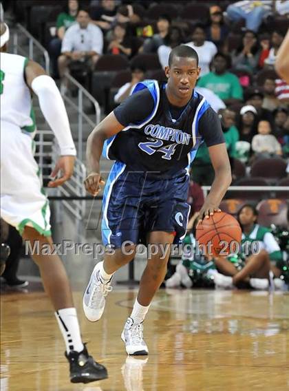 Thumbnail 2 in Compton vs. Lincoln (CIF SoCal D2 Final) photogallery.