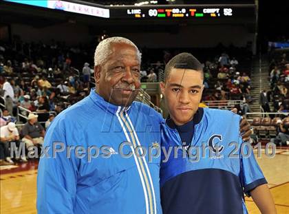 Thumbnail 3 in Compton vs. Lincoln (CIF SoCal D2 Final) photogallery.