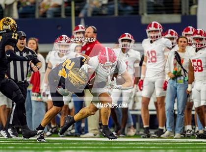 Thumbnail 2 in Columbus @ Malakoff (UIL 3A Division I Football Final) photogallery.