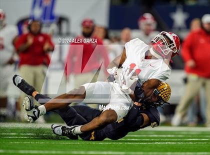 Thumbnail 2 in Columbus @ Malakoff (UIL 3A Division I Football Final) photogallery.