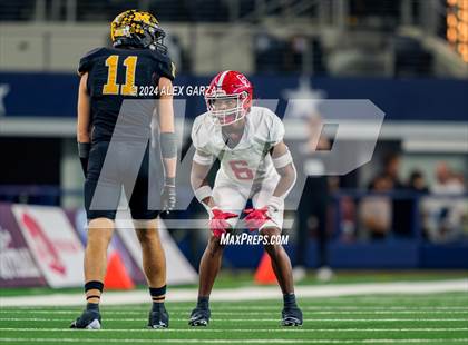 Thumbnail 1 in Columbus @ Malakoff (UIL 3A Division I Football Final) photogallery.