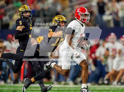 Thumbnail 1 in Columbus @ Malakoff (UIL 3A Division I Football Final) photogallery.