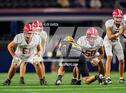 Thumbnail 3 in Columbus @ Malakoff (UIL 3A Division I Football Final) photogallery.