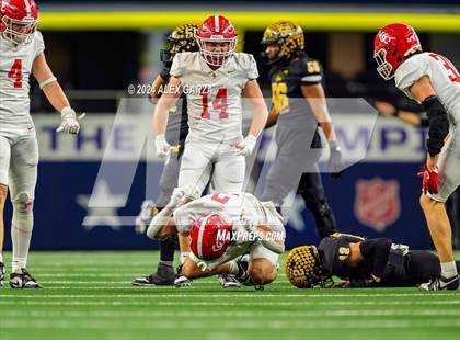 Thumbnail 3 in Columbus @ Malakoff (UIL 3A Division I Football Final) photogallery.