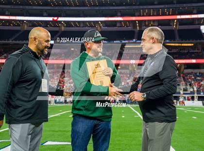 Thumbnail 1 in Columbus @ Malakoff (UIL 3A Division I Football Final) photogallery.