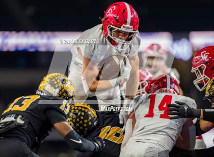 Thumbnail 3 in Columbus @ Malakoff (UIL 3A Division I Football Final) photogallery.