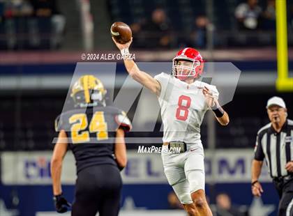 Thumbnail 1 in Columbus @ Malakoff (UIL 3A Division I Football Final) photogallery.