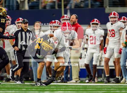 Thumbnail 1 in Columbus @ Malakoff (UIL 3A Division I Football Final) photogallery.