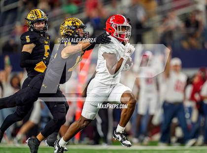 Thumbnail 1 in Columbus @ Malakoff (UIL 3A Division I Football Final) photogallery.