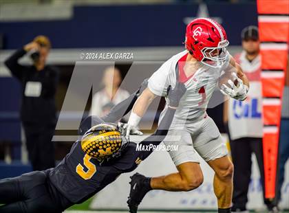 Thumbnail 1 in Columbus @ Malakoff (UIL 3A Division I Football Final) photogallery.