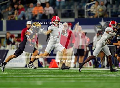 Thumbnail 2 in Columbus @ Malakoff (UIL 3A Division I Football Final) photogallery.