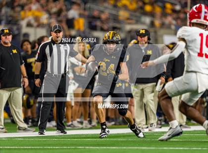 Thumbnail 2 in Columbus @ Malakoff (UIL 3A Division I Football Final) photogallery.