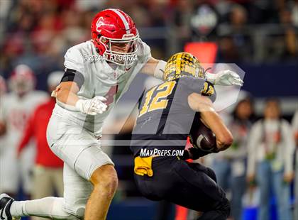 Thumbnail 1 in Columbus @ Malakoff (UIL 3A Division I Football Final) photogallery.
