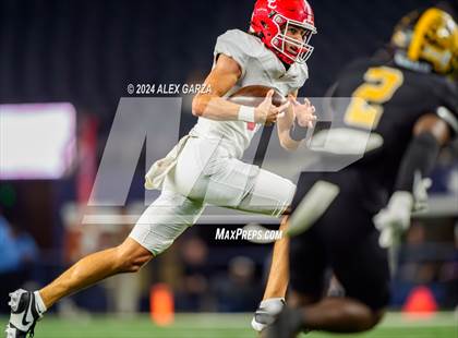 Thumbnail 2 in Columbus @ Malakoff (UIL 3A Division I Football Final) photogallery.