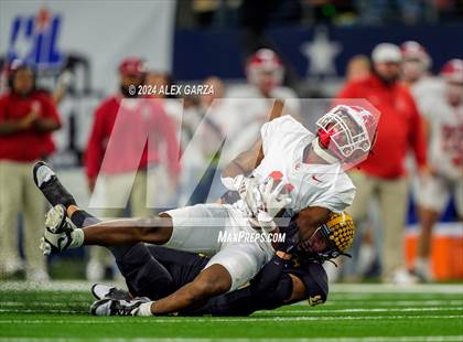 Thumbnail 3 in Columbus @ Malakoff (UIL 3A Division I Football Final) photogallery.