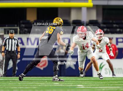 Thumbnail 1 in Columbus @ Malakoff (UIL 3A Division I Football Final) photogallery.