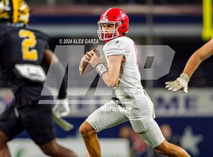 Thumbnail 2 in Columbus @ Malakoff (UIL 3A Division I Football Final) photogallery.