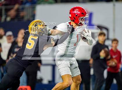 Thumbnail 3 in Columbus @ Malakoff (UIL 3A Division I Football Final) photogallery.