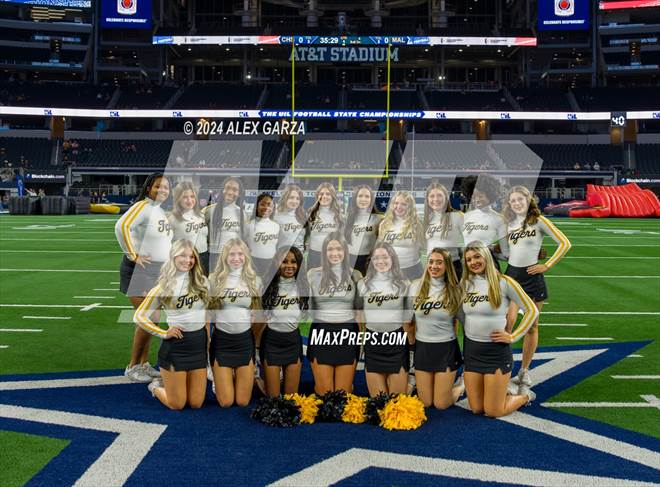 Photo 1 in the Columbus @ Malakoff (UIL 3A Division I Football Final ...