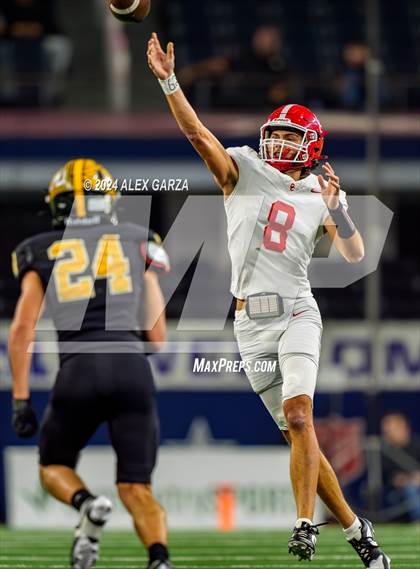 Thumbnail 2 in Columbus @ Malakoff (UIL 3A Division I Football Final) photogallery.