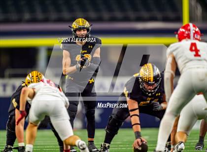 Thumbnail 2 in Columbus @ Malakoff (UIL 3A Division I Football Final) photogallery.