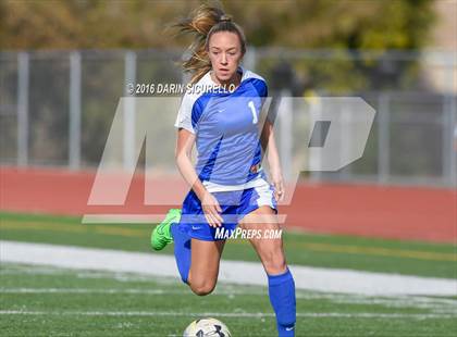 Thumbnail 2 in Desert Ridge vs. Fountain Hills (Coyote Classic Tournament ) photogallery.