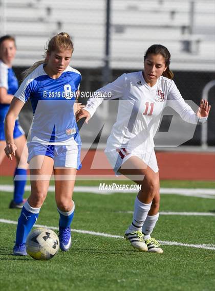 Thumbnail 1 in Desert Ridge vs. Fountain Hills (Coyote Classic Tournament ) photogallery.