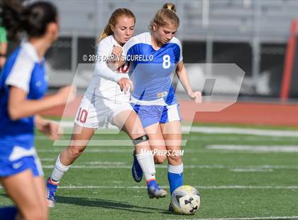 Thumbnail 1 in Desert Ridge vs. Fountain Hills (Coyote Classic Tournament ) photogallery.