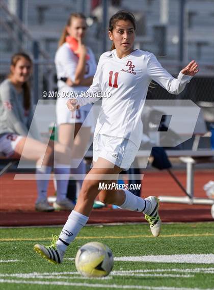 Thumbnail 2 in Desert Ridge vs. Fountain Hills (Coyote Classic Tournament ) photogallery.