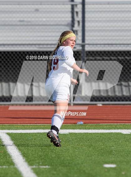 Thumbnail 1 in Desert Ridge vs. Fountain Hills (Coyote Classic Tournament ) photogallery.