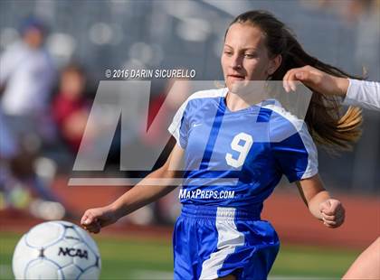 Thumbnail 1 in Desert Ridge vs. Fountain Hills (Coyote Classic Tournament ) photogallery.