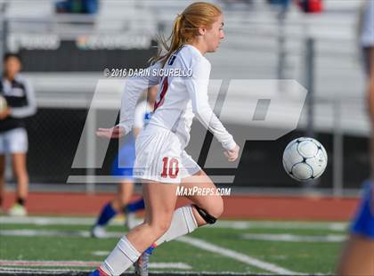Thumbnail 3 in Desert Ridge vs. Fountain Hills (Coyote Classic Tournament ) photogallery.