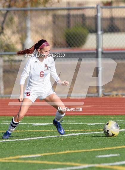 Thumbnail 2 in Desert Ridge vs. Fountain Hills (Coyote Classic Tournament ) photogallery.