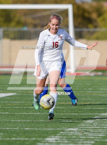 Thumbnail 2 in Desert Ridge vs. Fountain Hills (Coyote Classic Tournament ) photogallery.
