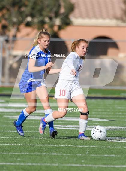 Thumbnail 2 in Desert Ridge vs. Fountain Hills (Coyote Classic Tournament ) photogallery.