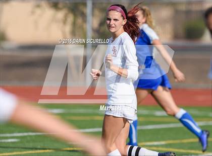 Thumbnail 2 in Desert Ridge vs. Fountain Hills (Coyote Classic Tournament ) photogallery.