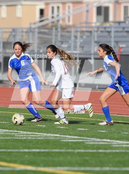 Thumbnail 3 in Desert Ridge vs. Fountain Hills (Coyote Classic Tournament ) photogallery.