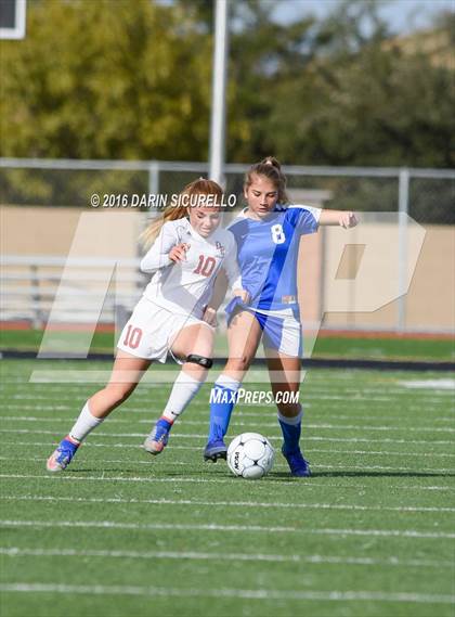 Thumbnail 1 in Desert Ridge vs. Fountain Hills (Coyote Classic Tournament ) photogallery.