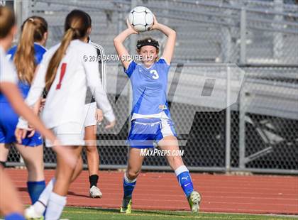 Thumbnail 1 in Desert Ridge vs. Fountain Hills (Coyote Classic Tournament ) photogallery.