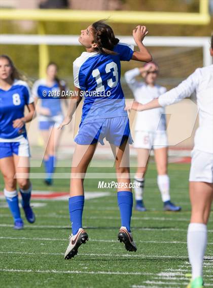 Thumbnail 2 in Desert Ridge vs. Fountain Hills (Coyote Classic Tournament ) photogallery.