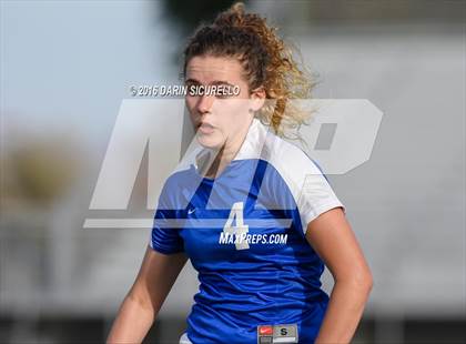 Thumbnail 1 in Desert Ridge vs. Fountain Hills (Coyote Classic Tournament ) photogallery.