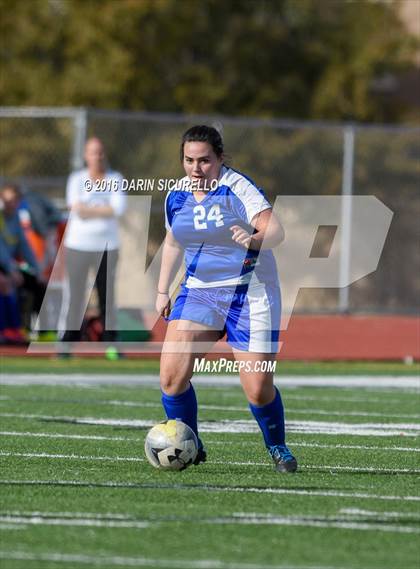 Thumbnail 1 in Desert Ridge vs. Fountain Hills (Coyote Classic Tournament ) photogallery.