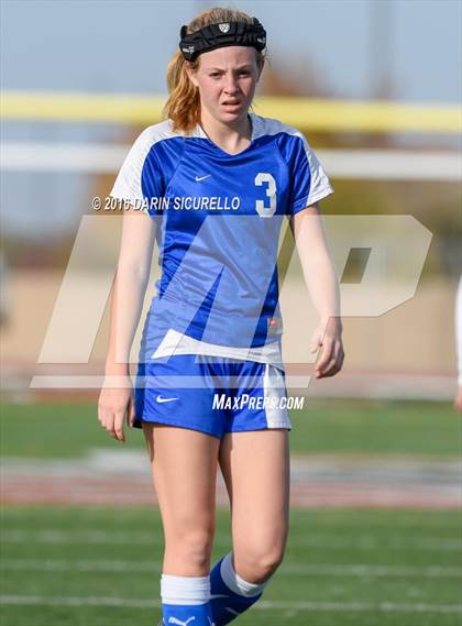 Thumbnail 2 in Desert Ridge vs. Fountain Hills (Coyote Classic Tournament ) photogallery.